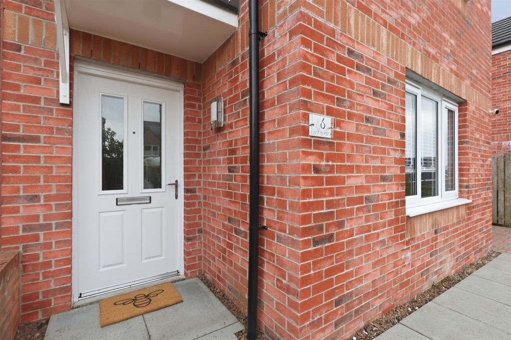 Property photo 2 of 32 Crum7201.Jpg