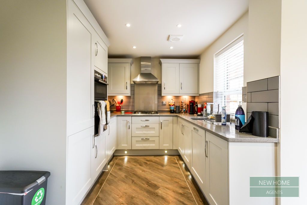 Property photo 2 of 17 Photo 9