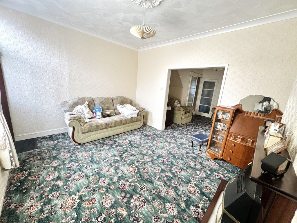 Property photo 2 of 11 Img_0588