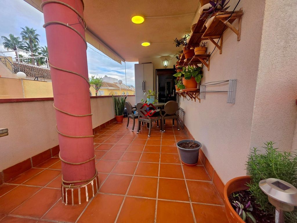 Property photo 2 of 47