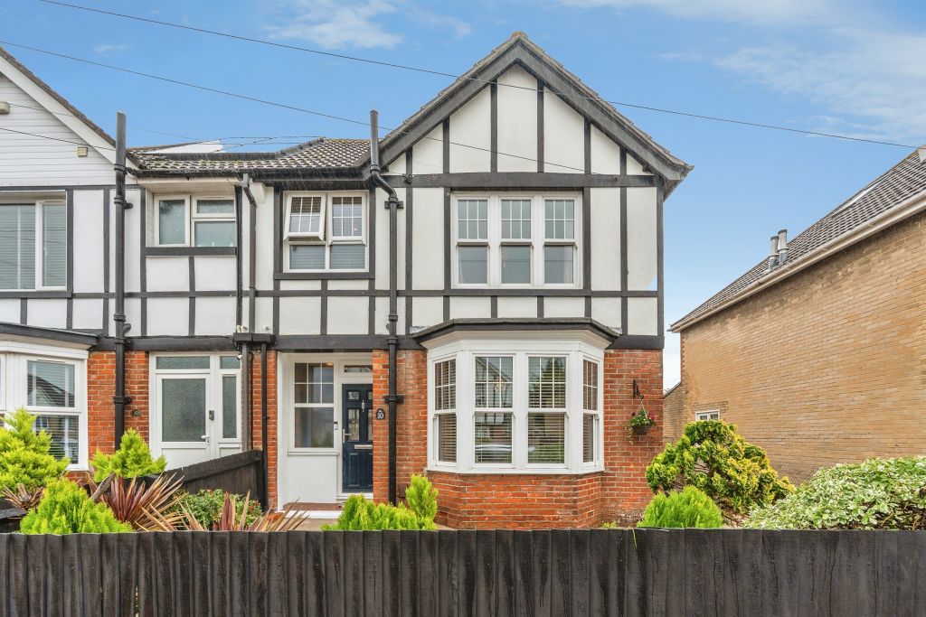 Property photo 1 of 18