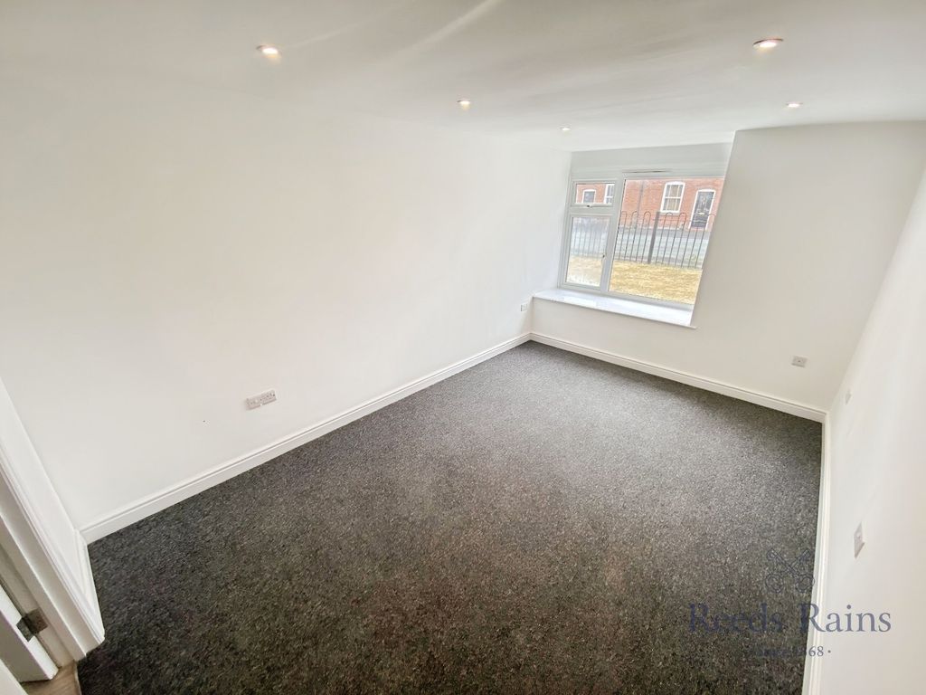 Property photo 3 of 9 Picture No. 05