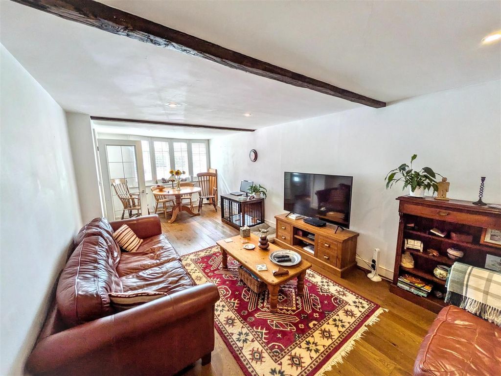 Property photo 3 of 14 Living / Dining Room