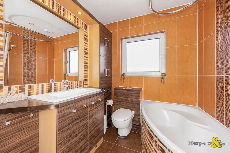 Additional image 15 of 4 bed property for salePrinces Road, Dartford DA1