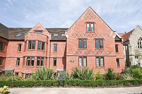 Property photo 1 of 7