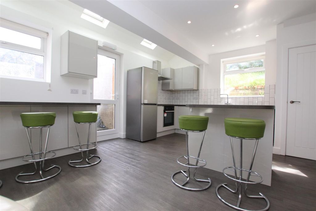 Property photo 1 of 15 Reception (2).Jpg