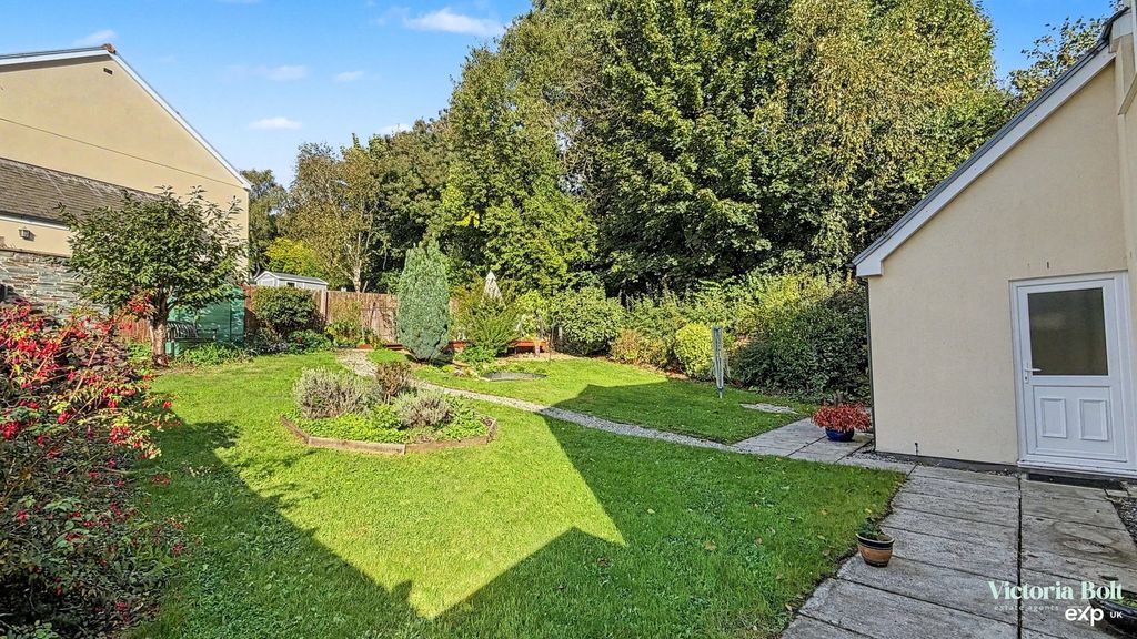 Property photo 3 of 24