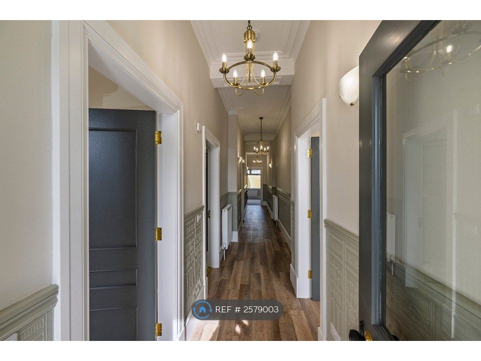Property photo 2 of 12 Hallway