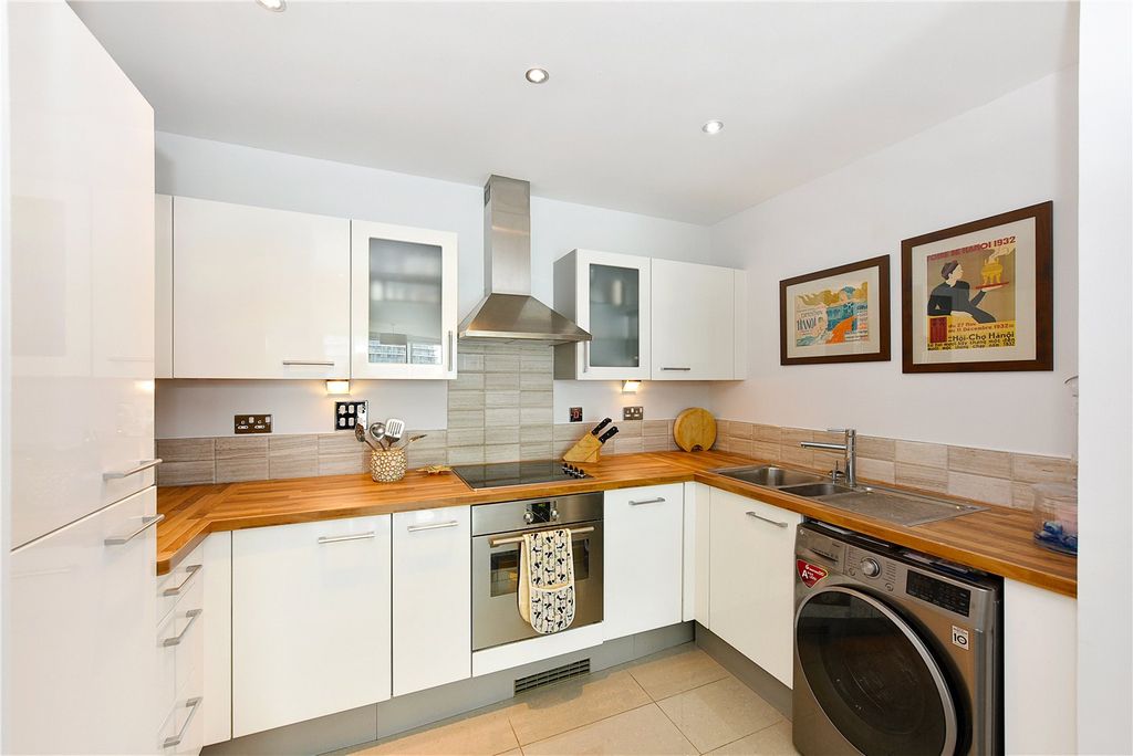 Property photo 3 of 13 Kitchen