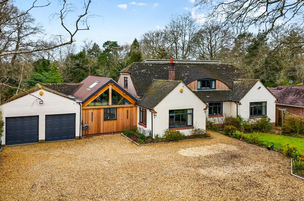 Property photo 1 of 27 1416969-13-69B81c9ee6c6A.Jpg