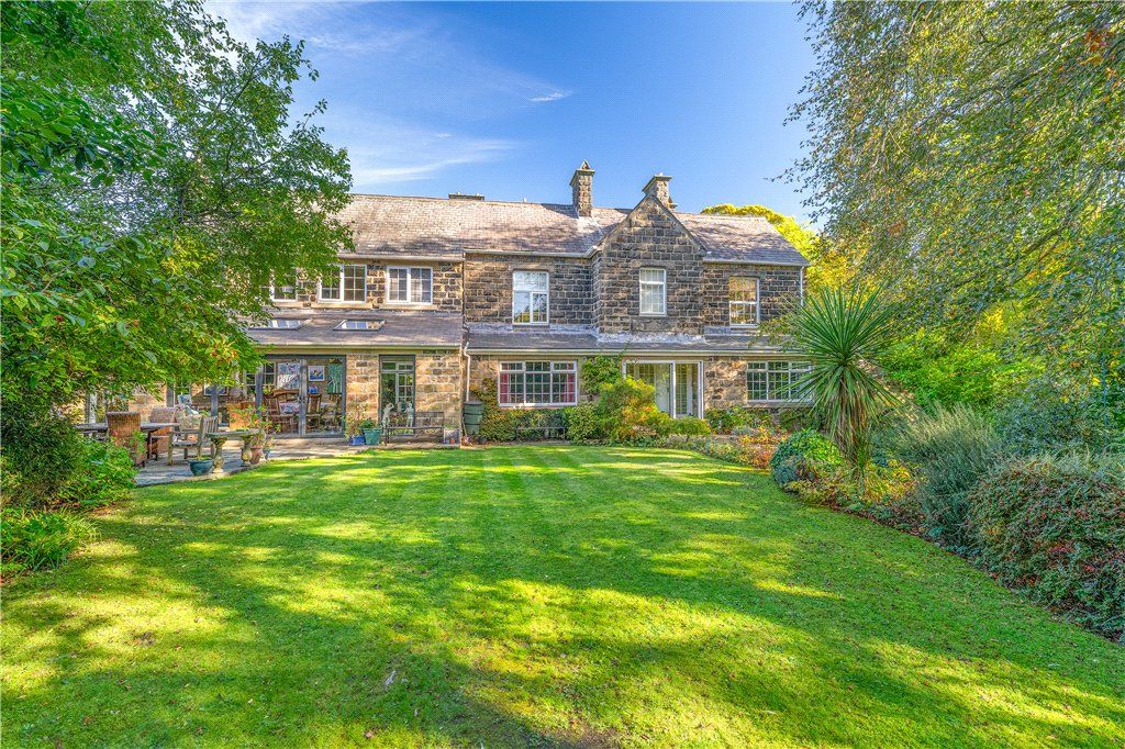 Property photo 1 of 28 House And Grounds
