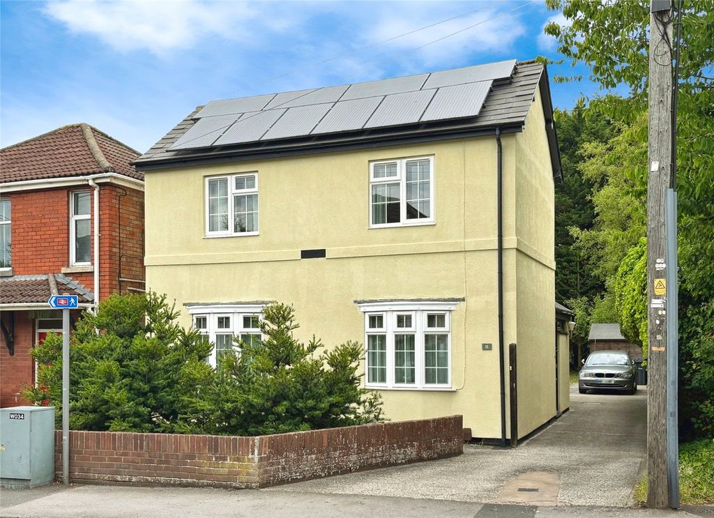 Property photo 1 of 24 Picture No. 35