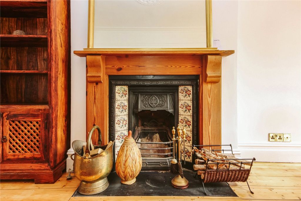 Property photo 3 of 12 Feature Fireplace