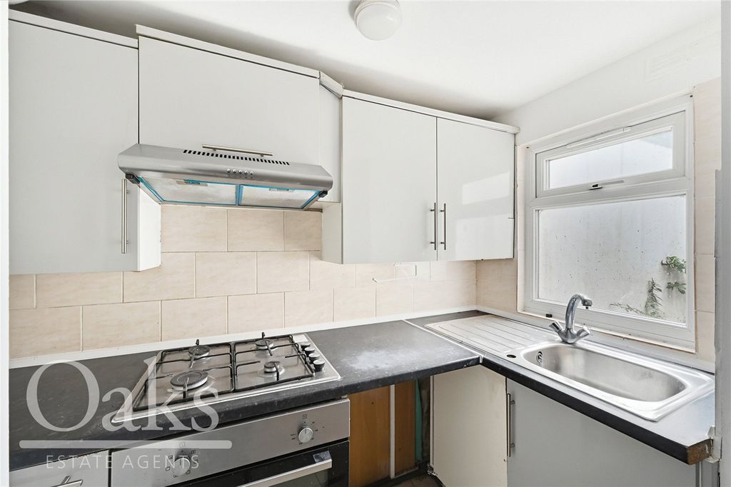 Property photo 2 of 8 Picture No. 07