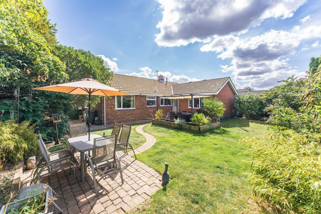 Property photo 1 of 21