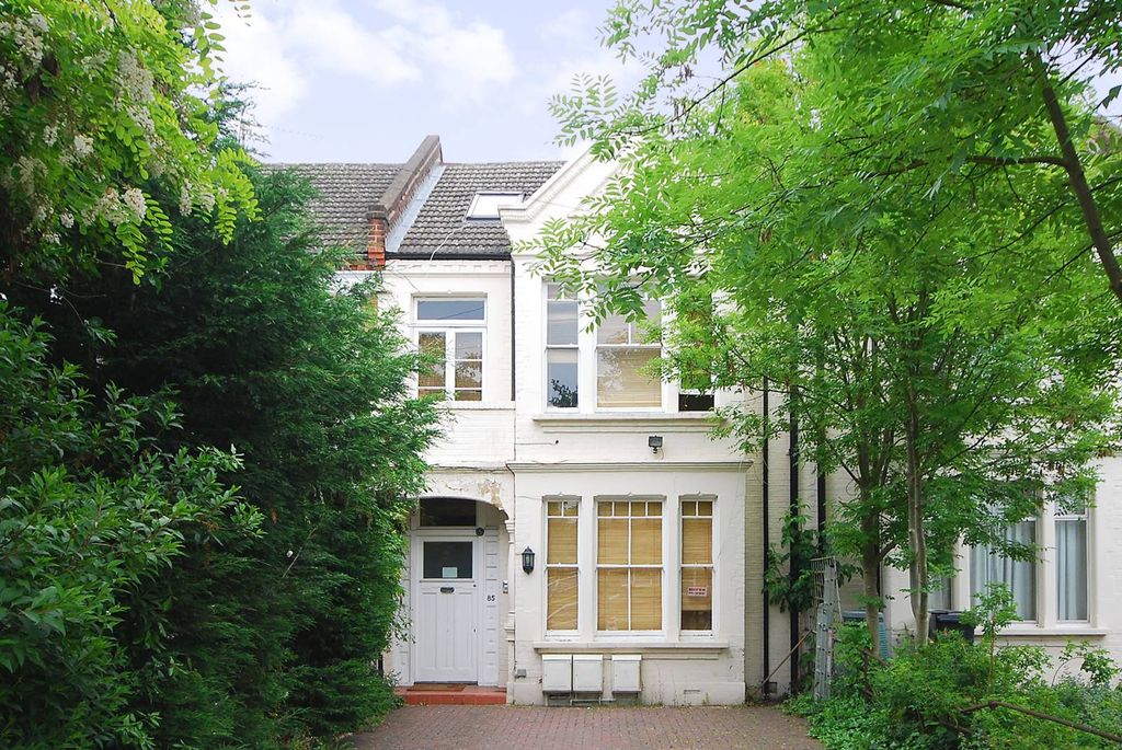 Property photo 2 of 6