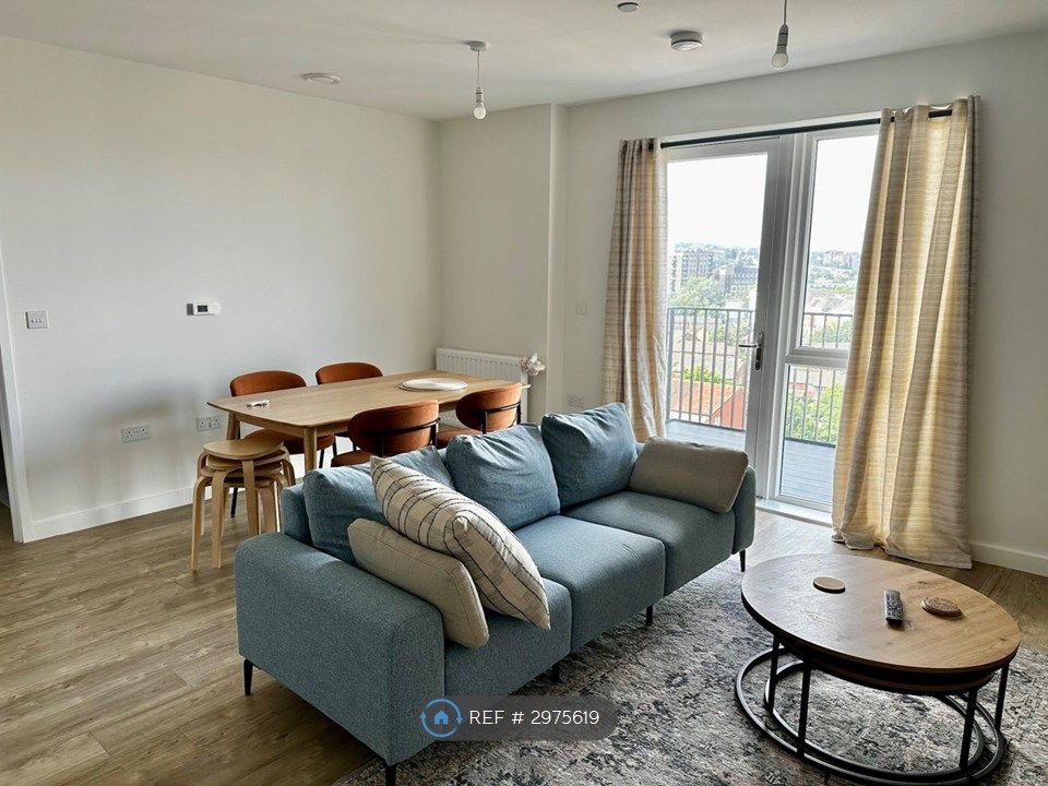 Property photo 1 of 12 Dining Space And Living Room