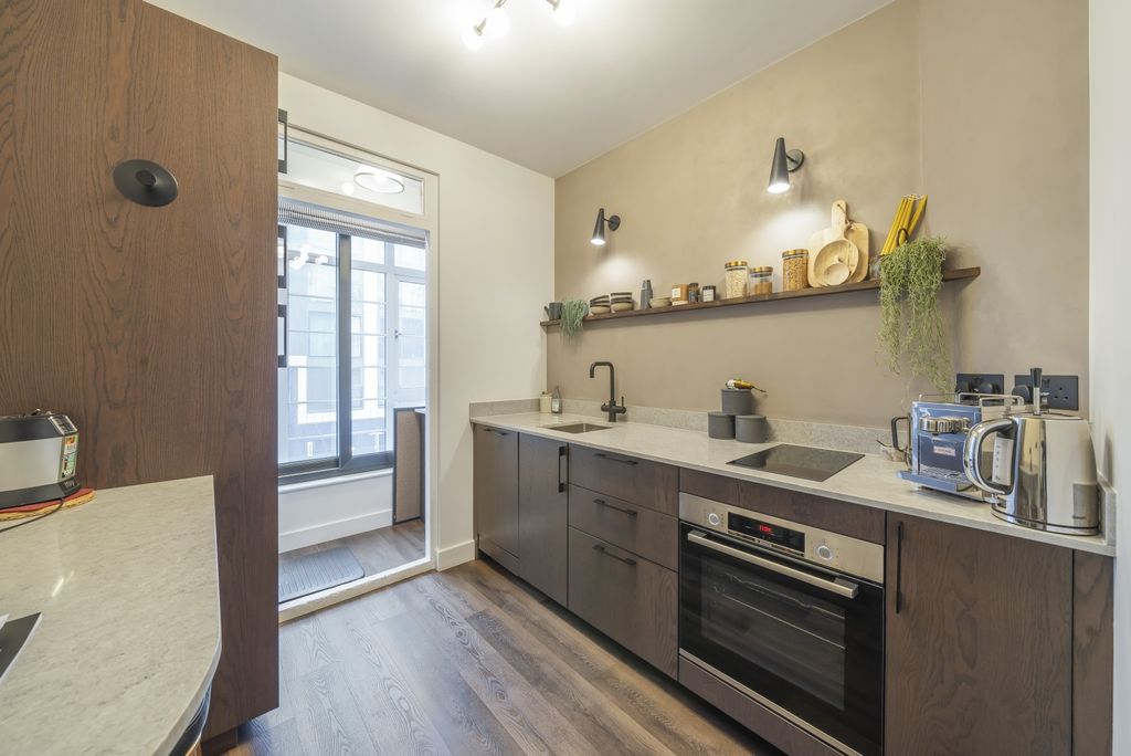 Property photo 2 of 16 1227772 (5)