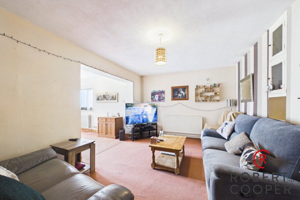 Property photo 3 of 13 Picture No. 02
