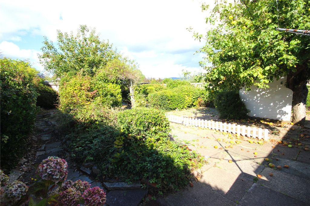 Property photo 2 of 12 Picture 2