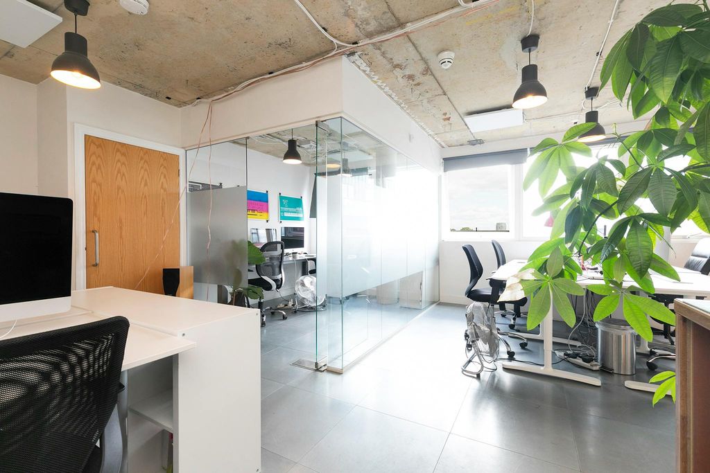Property photo 2 of 6 Reliance Wharf 13.Jpg
