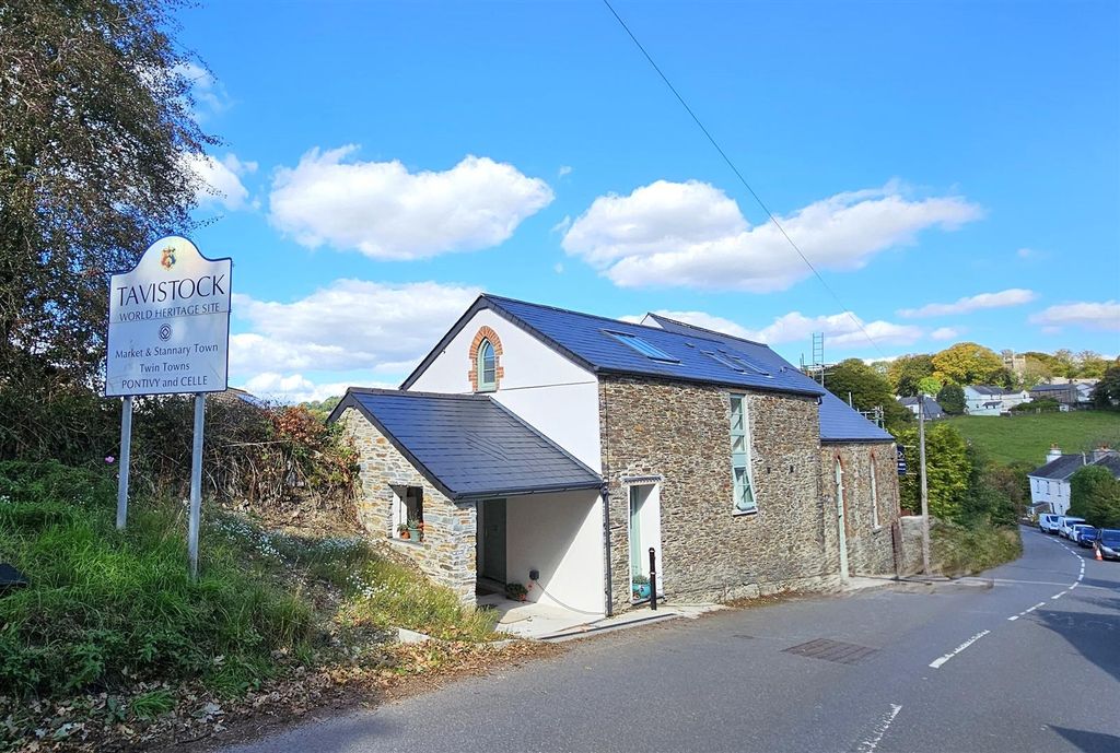 Property photo 1 of 16 Main.Jpg