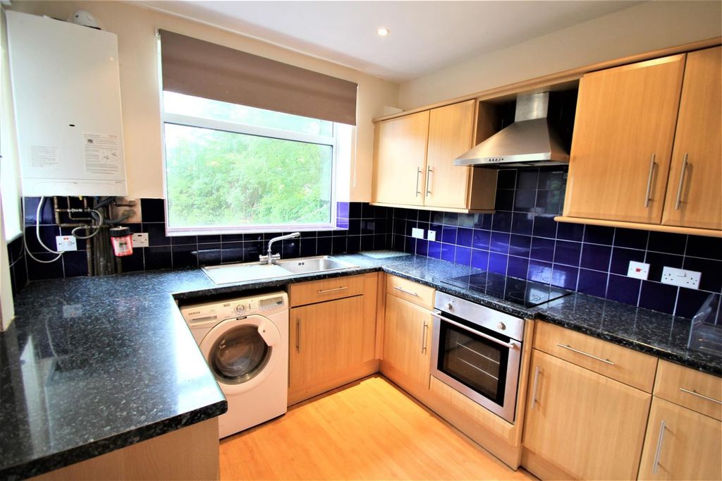 Property photo 3 of 12 Property Photo