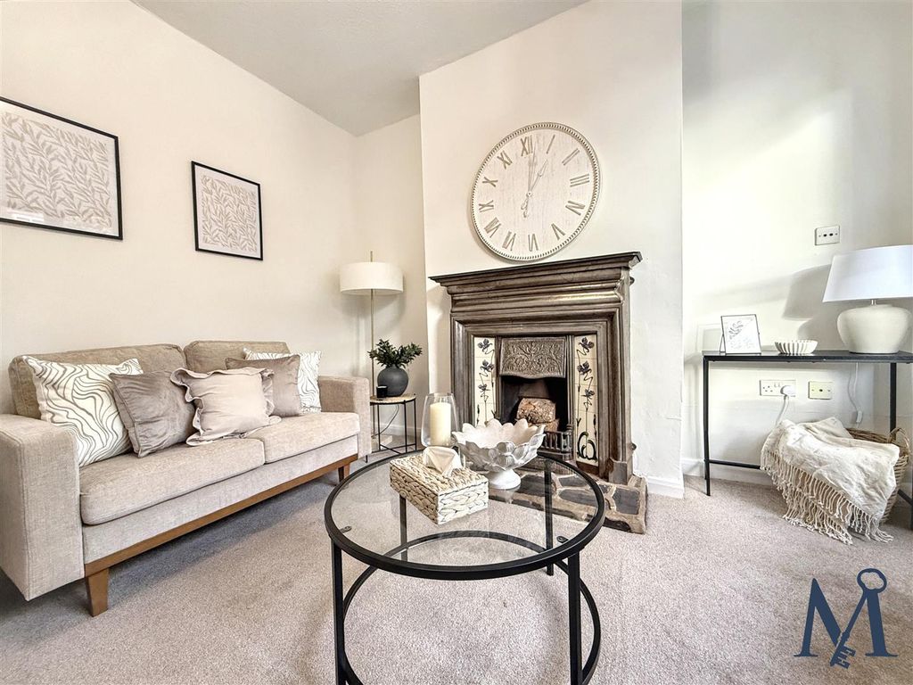 Property photo 3 of 24 Living Room