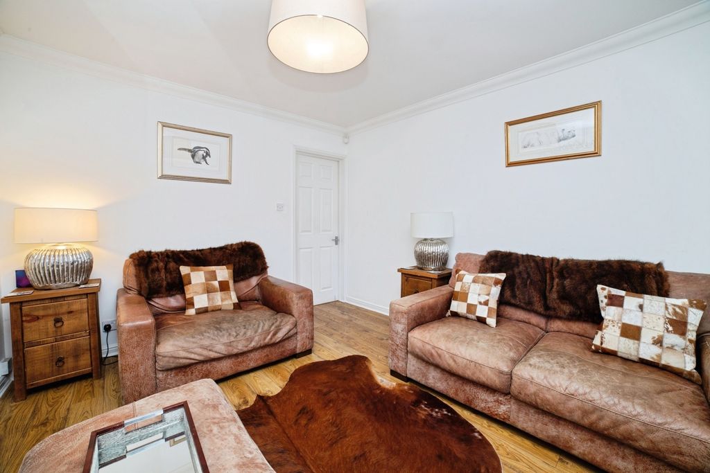 Property photo 2 of 19 Pbox-Img.Jpg