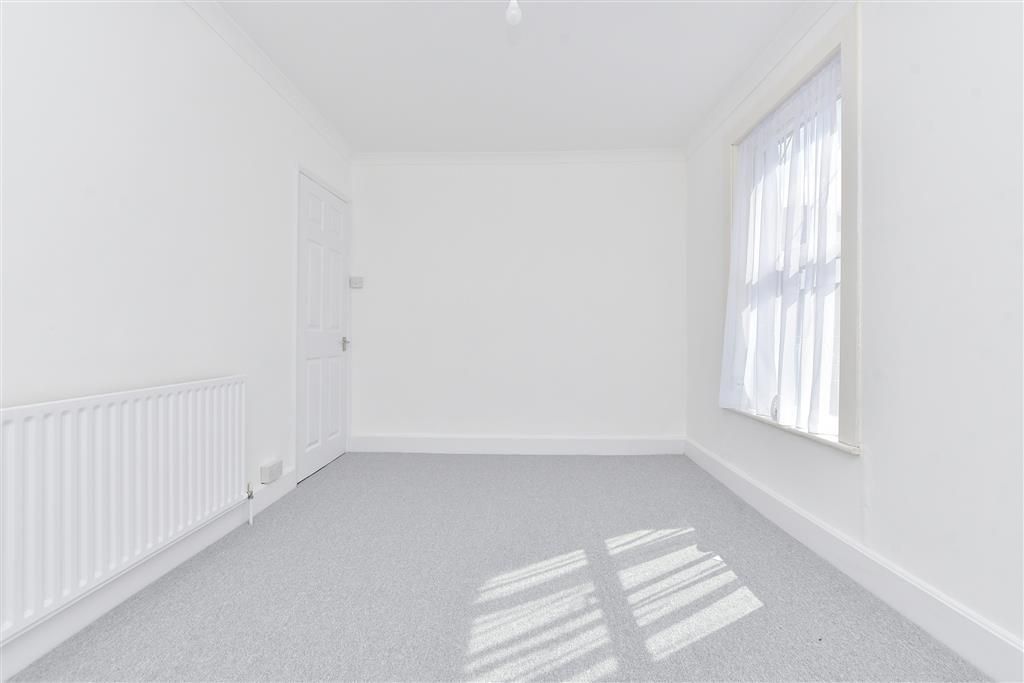 Property photo 3 of 9 Bedroom 1