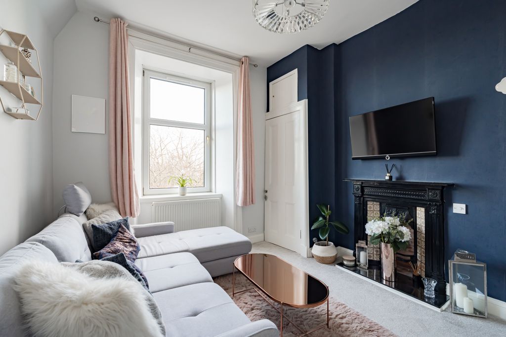 Property photo 2 of 29