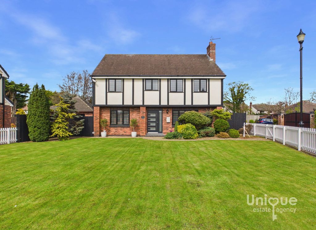 Property photo 1 of 45