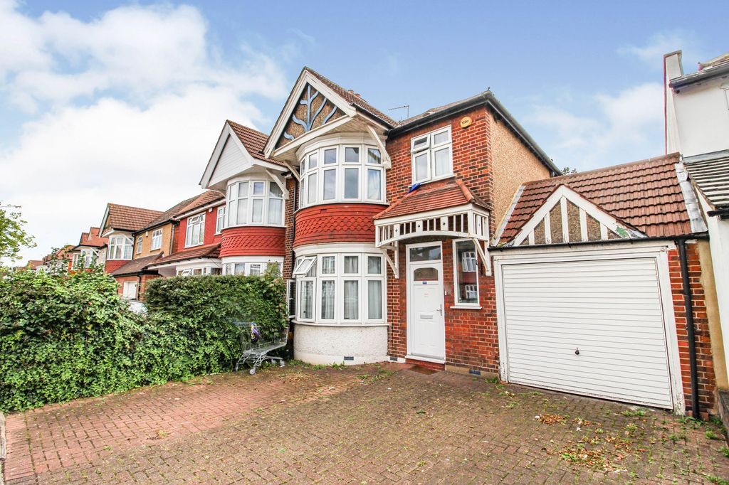 Property photo 1 of 13