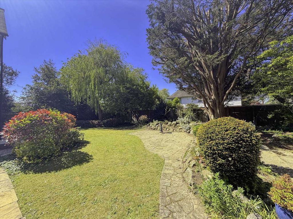 Property photo 2 of 16