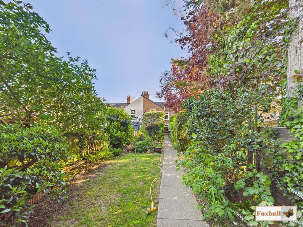 Property photo 2 of 36 Rear Garden