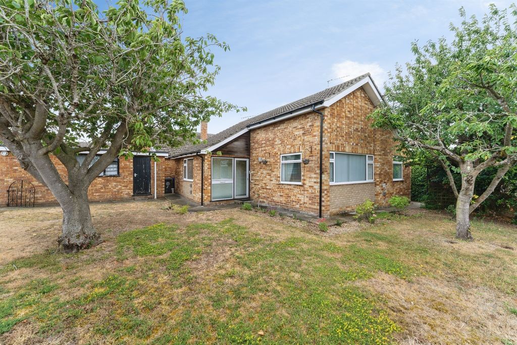 Property photo 1 of 19