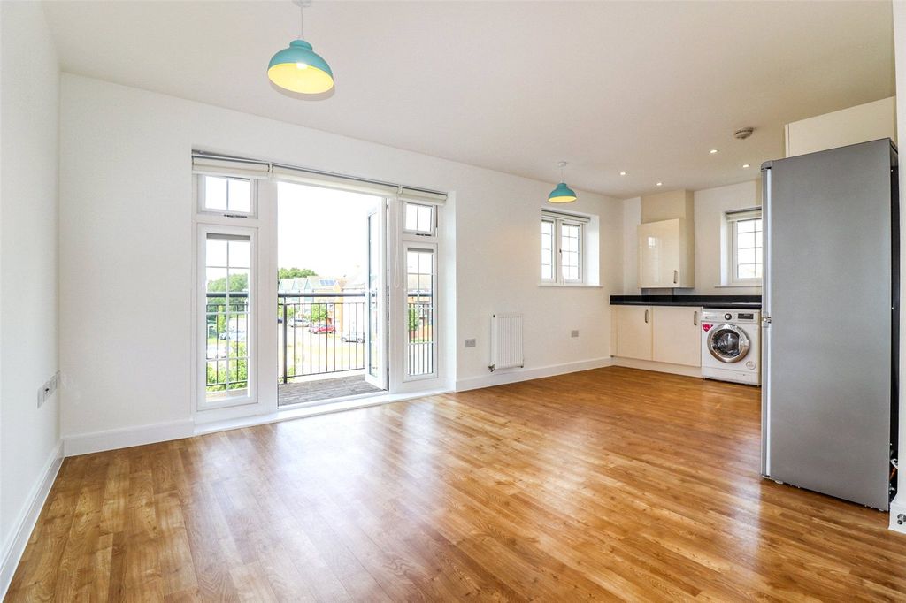 Property photo 2 of 10 Picture No. 03