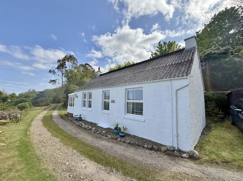 Property photo 3 of 59 The Croft