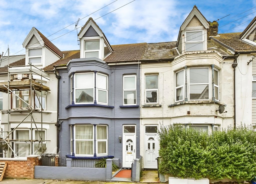 Property photo 1 of 7 Hatfeild Main Use