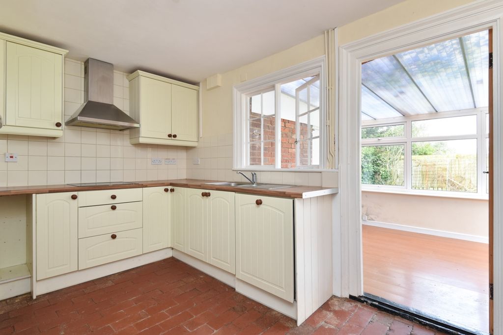 Property photo 3 of 21 3944787