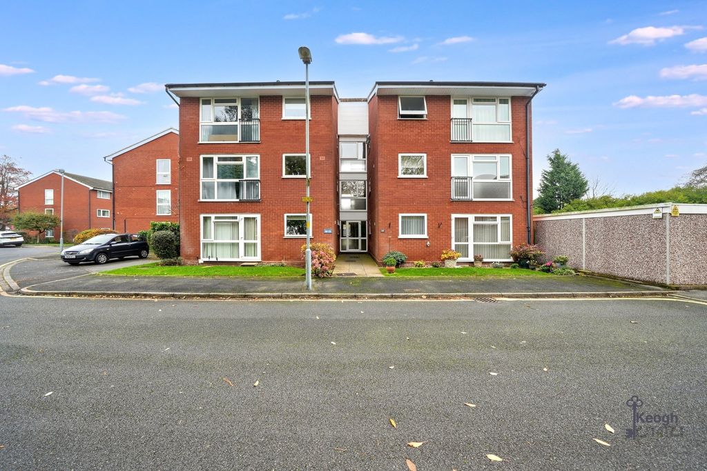 Property photo 1 of 18