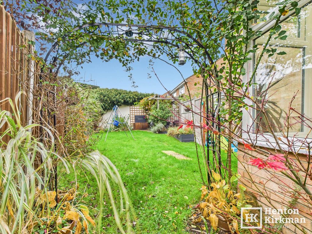 Property photo 2 of 24