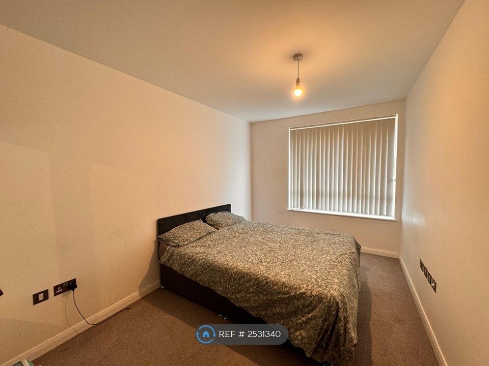 Property photo 1 of 9 Room View From Door