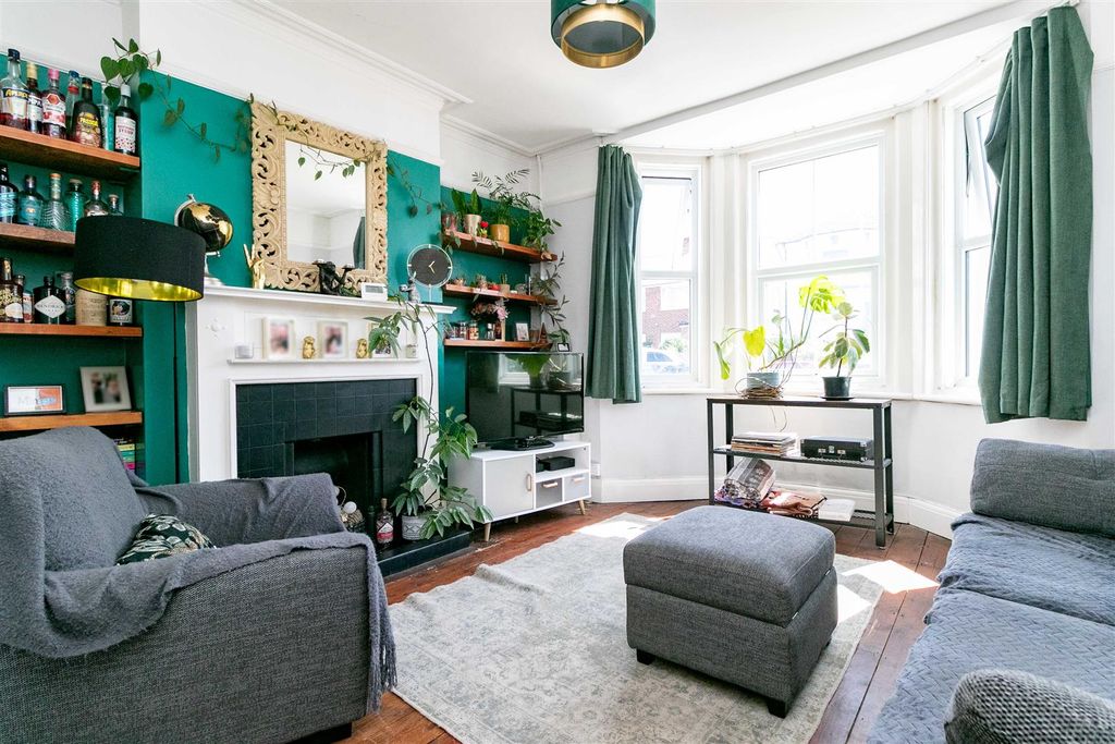 Property photo 2 of 11 Eldon-11.Jpg