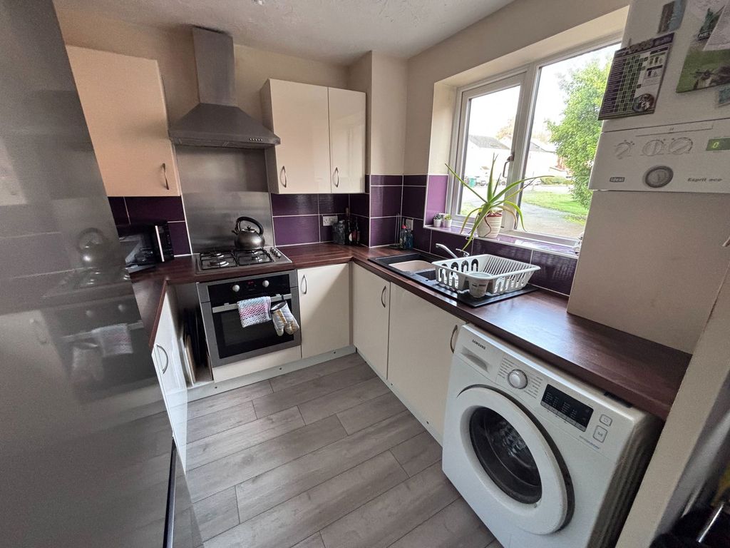 Property photo 3 of 13