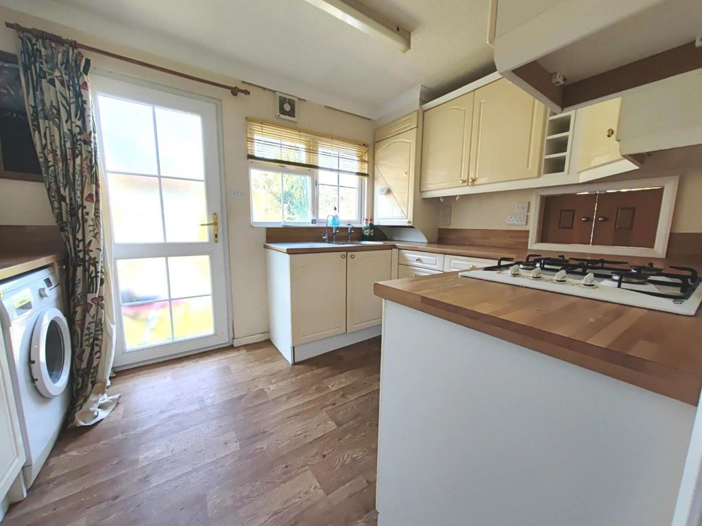 Property photo 3 of 15 1000004761.Jpg