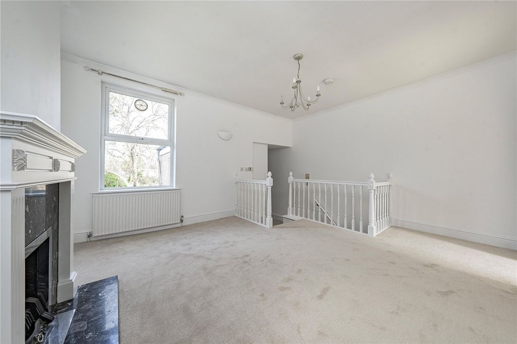 Property photo 3 of 10 Picture No. 11