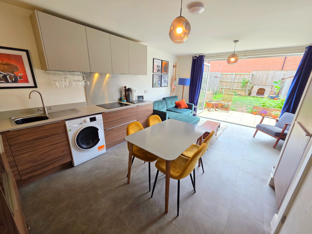 Property photo 2 of 16