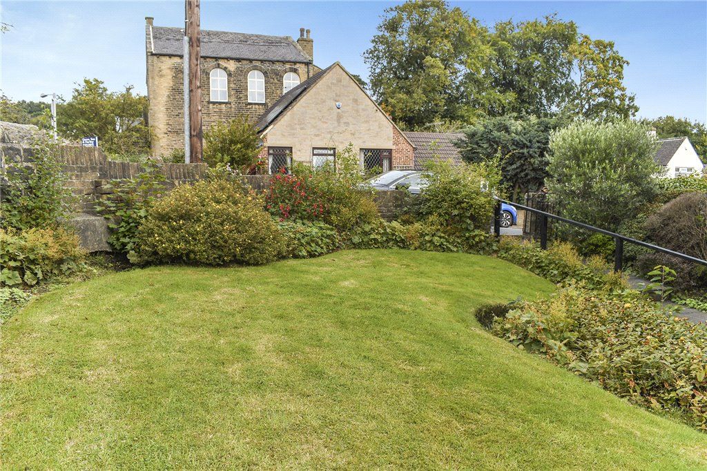 Property photo 3 of 14 Garden