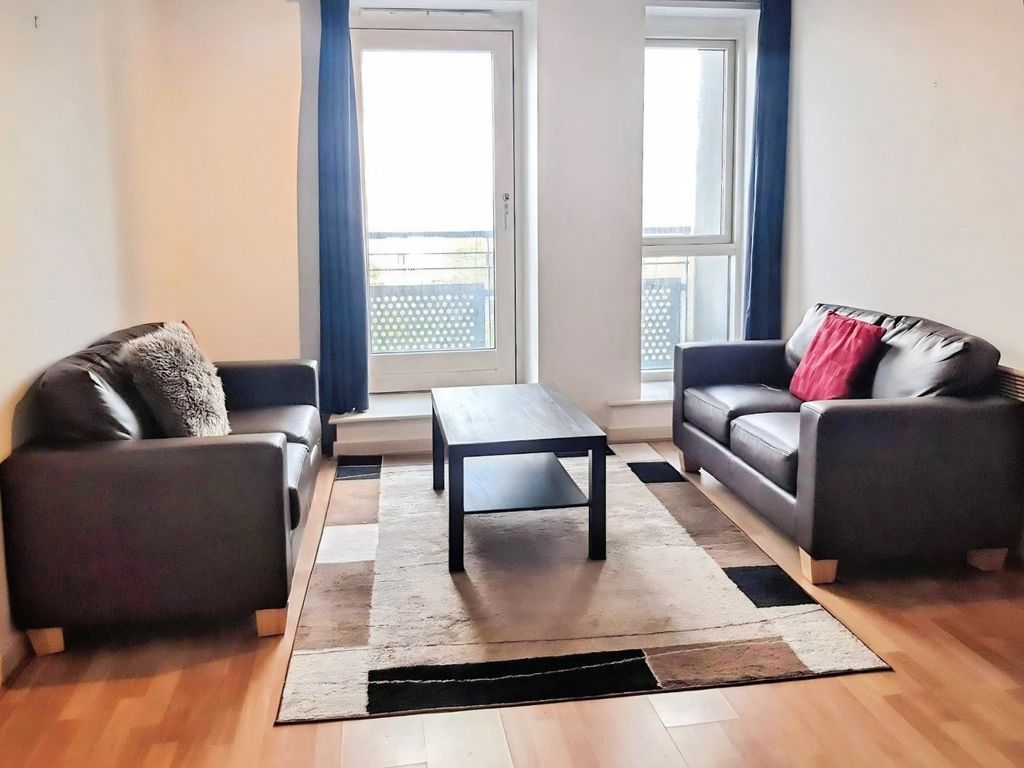 Property photo 2 of 6 Picture No. 12